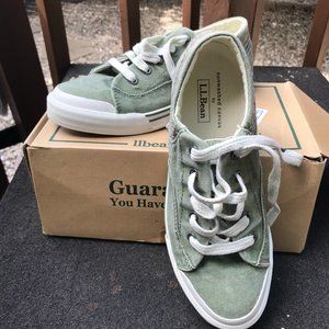 Canvas sneakers